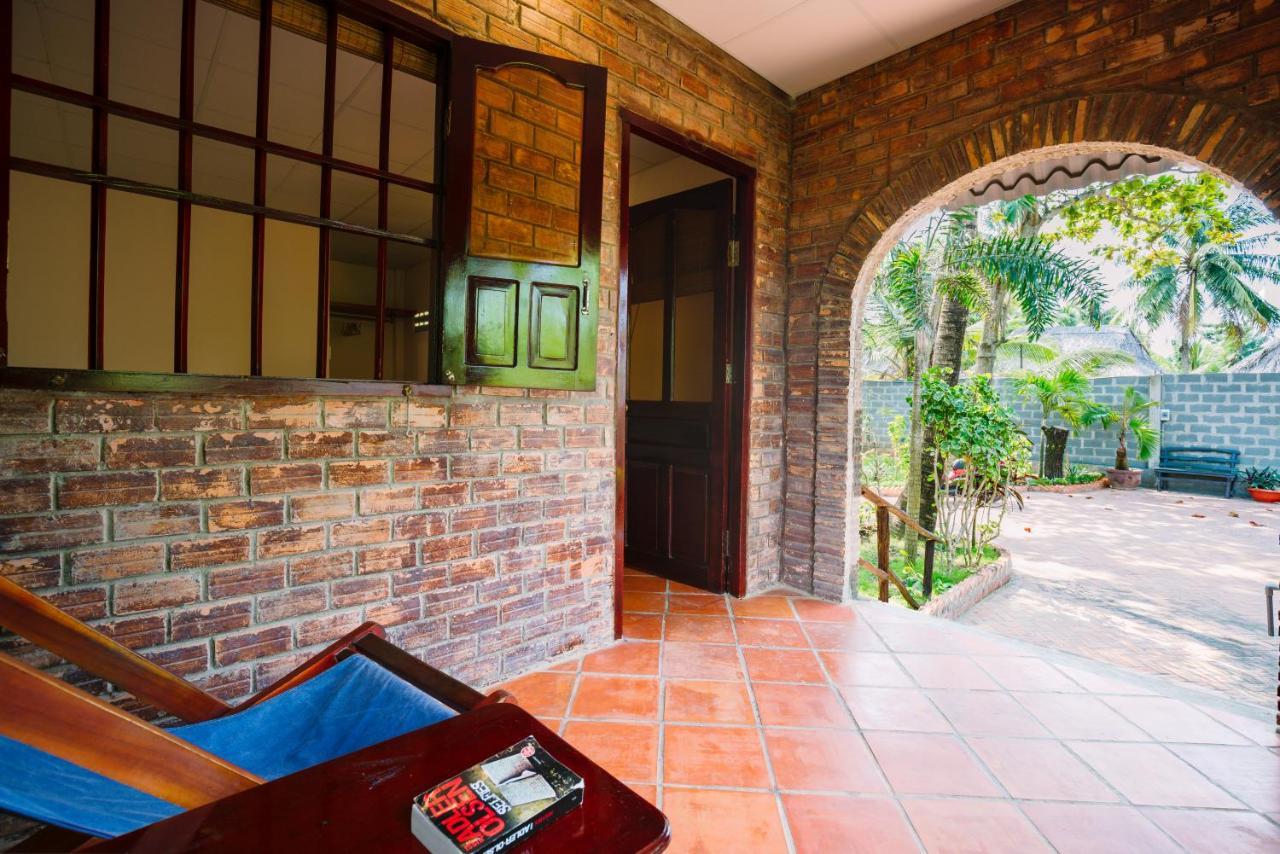 Lien Hiep Thanh Homestay & Beach Bar Дуонг-Донг Экстерьер фото