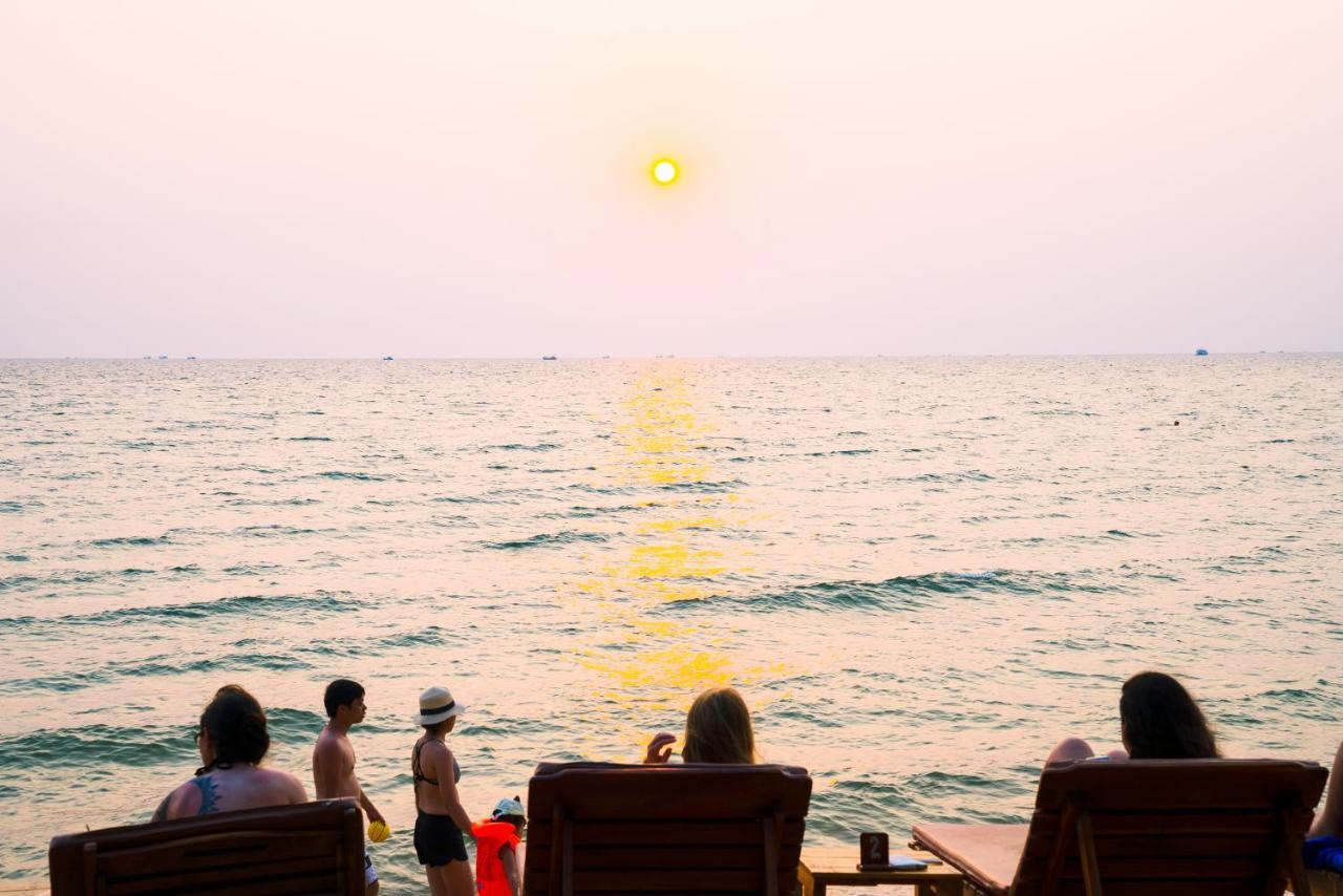 Lien Hiep Thanh Homestay & Beach Bar Дуонг-Донг Экстерьер фото