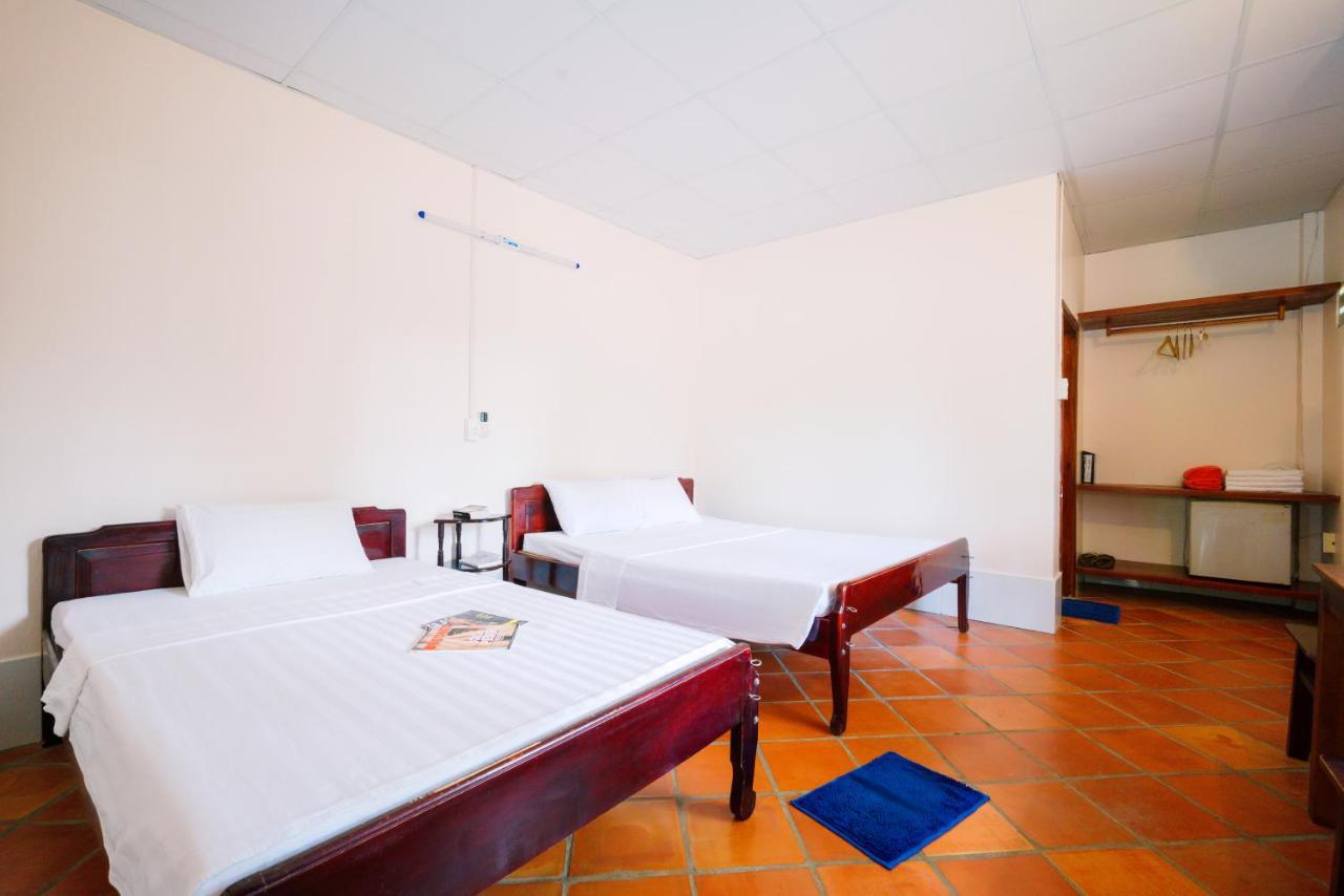 Lien Hiep Thanh Homestay & Beach Bar Дуонг-Донг Экстерьер фото